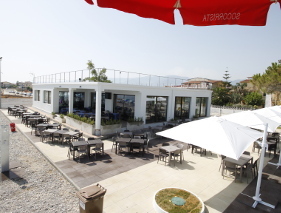 stabilimento balneare tropix a schiavonea dopo il restyling